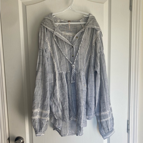 Free people flowy hooded shirt - Picture 1 of 4